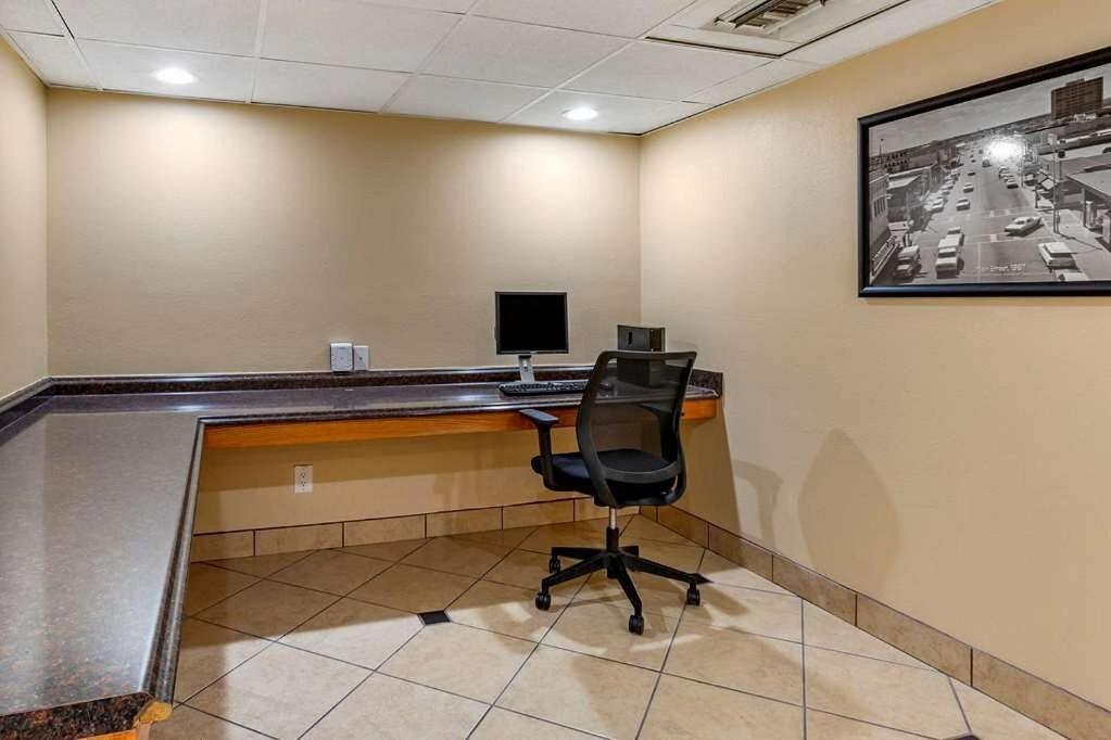 Clarion Inn & Suites, Roswell Luaran gambar