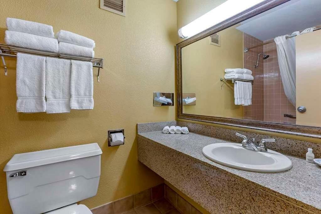 Clarion Inn & Suites, Roswell Luaran gambar